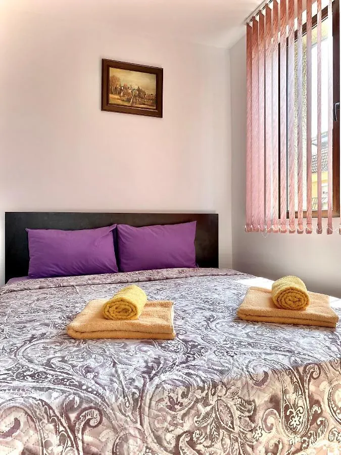 Bright Central Studio For 4 In بورغاس 0*,